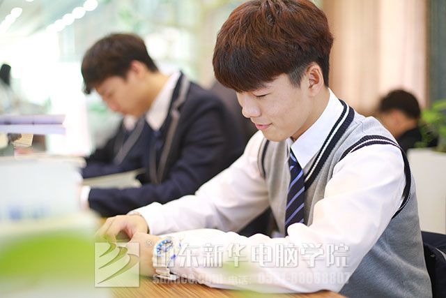 <a href=/ target=_blank class=infotextkey>山东新华电脑学院</a>